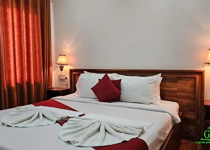 Hotel Garden Village Boutique & Pool Bar